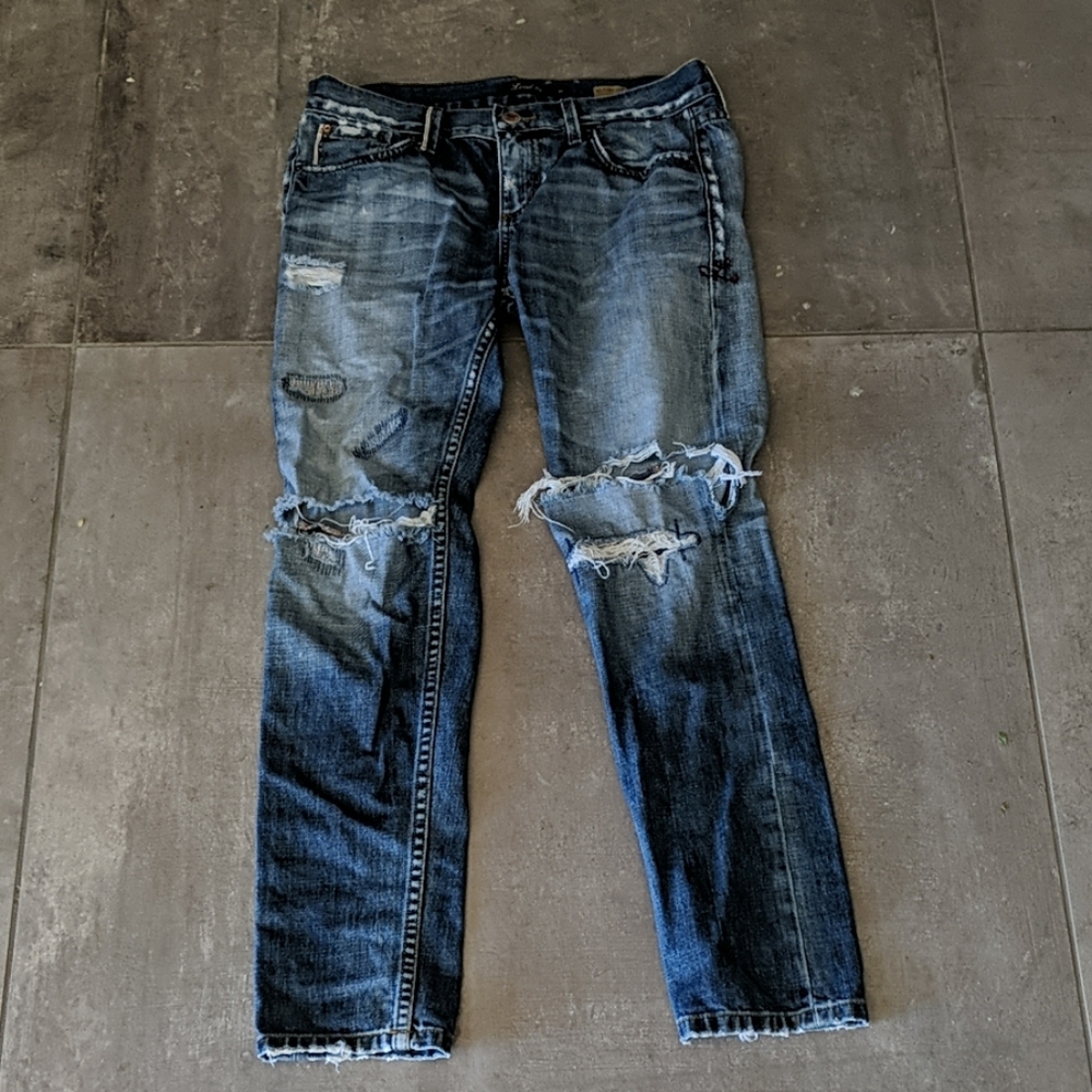 Level 99 Relaxed Lily Straight Jeans Size 26